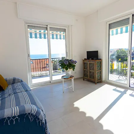 Casa Isotta Διαμέρισμα Riva Ligure