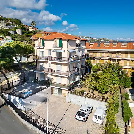Apartman Casa Isotta Riva Ligure